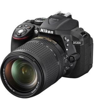 Nikon D5300 kit (18-140mm VR)