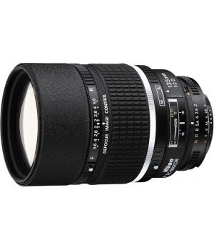 Nikon AF Nikkor 135mm f/2.0DC