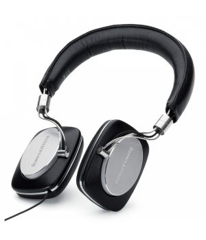 Bowers & Wilkins P5 Black
