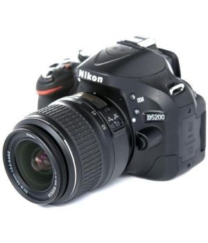 Nikon D5200 kit (18-55mm II) (UA)